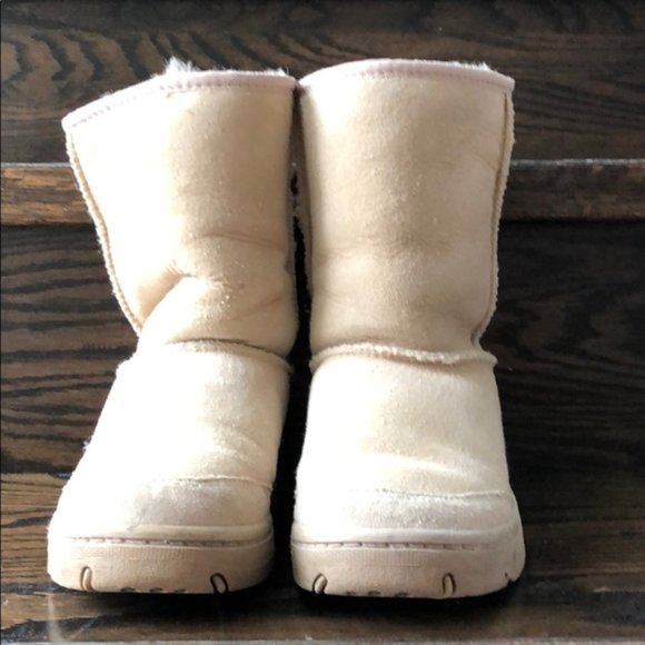 UGG boots-Tan - Picture 3 of 7